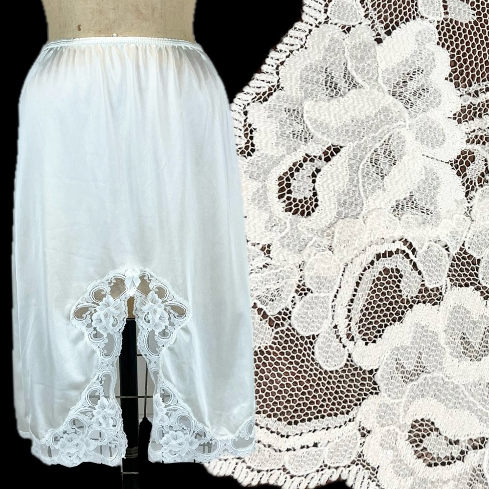VINTAGE lace nylon silky dress skirt half slip lingerie white elastic waist 60s